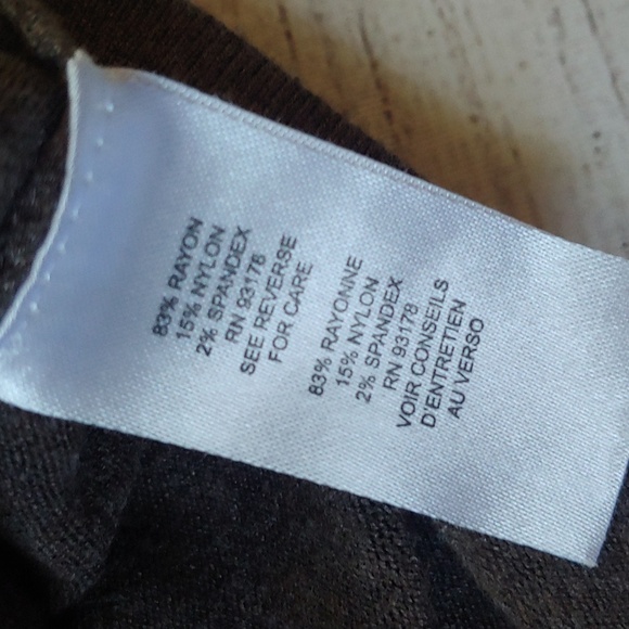 TAHARI MOCKNECK MEDIUM WEIGHT SWEATER - Picture 5 of 7